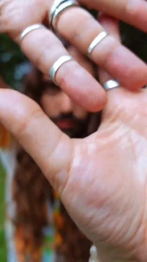 7.9K views · 434 reactions | Instant Tingles ASMR Reiki Brain Massage✨ This Brain Massage ASMR with Reiki energy is perfect for her. | Reiki Matts | Facebook