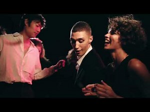 DKNY Holiday 2023 - DKNY FOR ALL