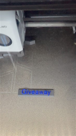 What’s up peeps today we’re working on a custom trading card display stand this is one of two I designed. DM us for your own personal stand 1 day turn around time #tradingcards #cards #sportscards #pokemoncards #bambu #thegcodeprints #reelsfypシ | The G-Code Prints