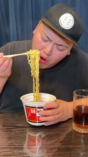 Yamada's favorite, chunky soy sauce wontons!