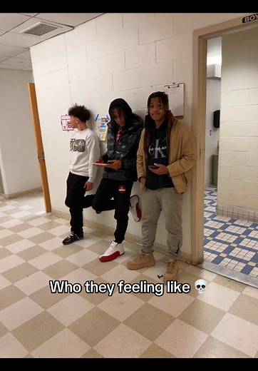 Posted up at the bathroom 😭 #fyp