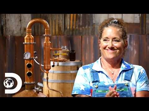 Master Distillers Go Head-To-Head In A Mystery Ingredient Battle | Moonshiners Master Distiller