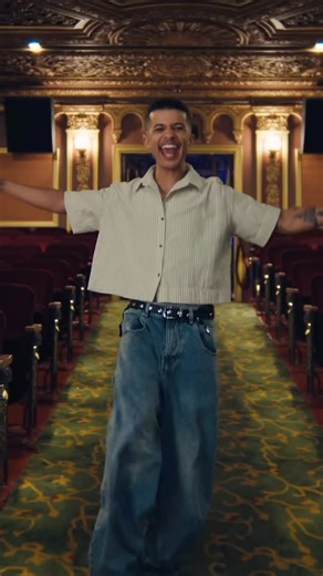 Jordan Fisher on Instagram: "Comment below if you have Theater Kid Energy!"