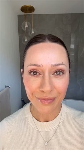 Brow Tool creates the key points for perfecting brow mapping! 👉 BROWTOOL.COM The Brow Tool gives you symmetrical, natural-looking brows using the skinny pencils you already love: Benefit Precisely, NYX Micro Brow, Anastasia Brow Wiz- they all fit. I created it after years of struggling with uneven brows. Now it’s my go-to for shaping, mapping, and filling in fast — no guesswork, no regrets. Beautiful brows made simple. • Shop now at BrowTool.com💫 #eyebrowshaping #pmubrows #microbladingbrows #e