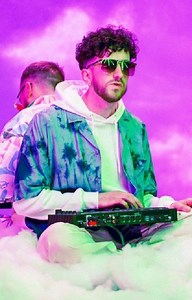 Clash Magazine on Instagram: "HANGOUT WITH @EASYLIFE AHEAD OF THEIR VIRTUAL CONCERT AT THE O2 ARENA - REIMAGINED WITHIN FORTNITE."