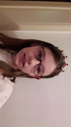 #fyp #lipsinc my new crown and new necklace 😍