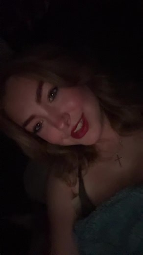 Hannah Lindsay on TikTok