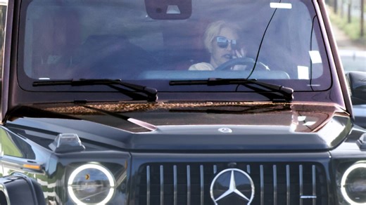 Britney Spears aangehouden voor rijden onder invloed, she did it again
