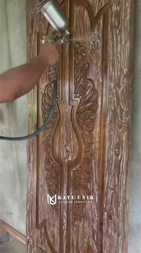 Project & material : pintu ukir solid kayu jati lawasan Dimensi : 820 x 2200 ( bisa custom ukuran dan design ) Layanan kayu unik furniture : - custom furniture - menerima project villa, perumahan, interior dan eskterior - jasa design gambar kerja - jasa design sketsa rumah • harga bersahabat • designer profesional • material dan hardware berkualitas • mesin canggih dan profesional • pengiriman ke seluruh indonesia • konsultasikan keinginanmu bersama KAYU UNIK FURNITURE Workahop : Jl. Dodokan no 