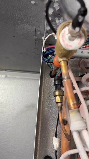 #shawcommercialservices #defrost #frozen #walkinfreezer | Shaw Commercial Services