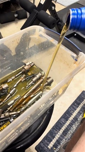 How to get rust off your tools #Oil or #VinegarAndWater #rustytools