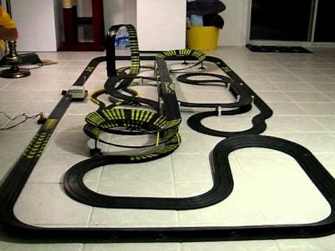 HUGE Slot Car Racing Set with Tyco 440-X2 Indy Car #5