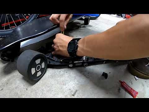 Skatebolt Tornado Battery Replacement