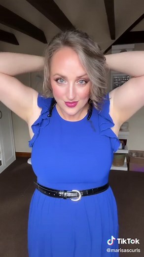 Easy Updos with Banana Clip - Curly Hair Tutorial