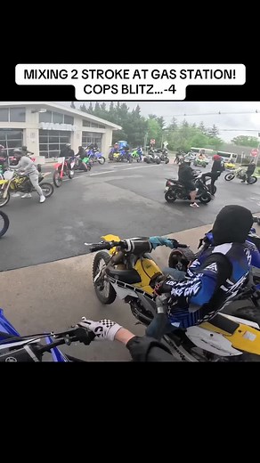 #MIXING 2 STROKE AT GAS STATION! COPS BLITZ…-4 | gas station