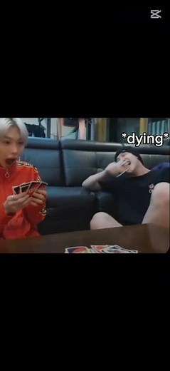 Felix and Channie playing uno😭