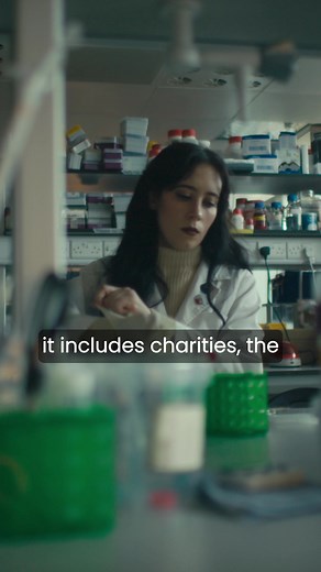 'Cancer has its own set of rules. The more hands we have on the benches here, the better chance we stand.' Patricia Flynn, PhD Student researching a type of brain cancer. She couldn't do her vital research without funding. #DonateYourSelfieSaveLives
