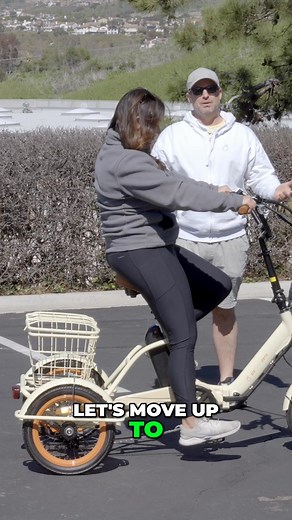 Get the most out of your e-trike! This video shows you how to easily adjust the handlebars and take essential measurements. Achieve optimal comfort and control with these simple steps. #ETrike #BikeFit #Cycling #Adjustments #Comfort #Handlebars | Sixthreezero Bicycle Co.