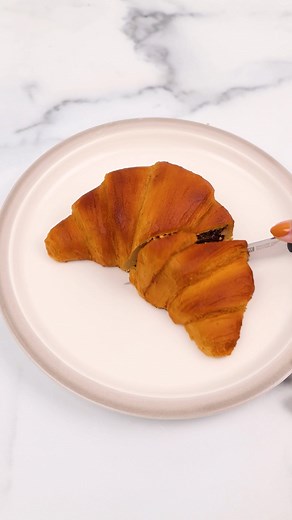 Delicious Croissant and Cake Experience at Local Bakery