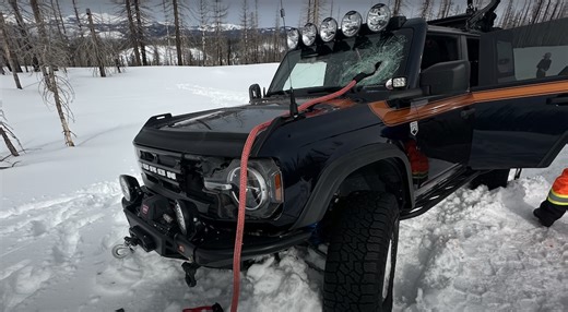 Ford Bronco Off-Road Recovery Goes Horribly Wrong, Nearly Kills Driver - Ford-Trucks.com