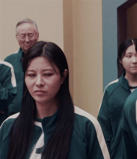 PLAYER 310. SHE ROBBED IN HIDE ANS SEEK I WANT SHE IN JUMP ROPE. Character : Player 310 Show : Squid Game [scp : @𝑎𝑙𝑒𝑥 𝜗𝜚 and @lydiatbh_] [ac : Forget] [cc : vsp qr-code] #aestheticedits #foryoupage #player310 #squidgame #finalgirl @inin_iii