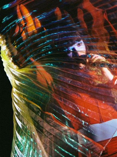 Daria Miasoedova | Magdalena Bay @deromavzw 💙💿💙 | Instagram