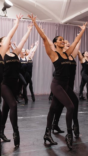 10K views · 456 reactions | Counting down until the holidays...