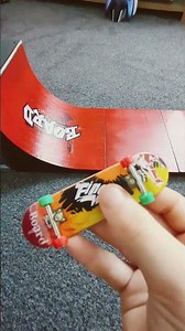 new trick on tech deck for beginners tutorial easy #techdeck #tricks
