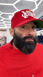 289K views · 3.3K reactions | The perfect beard doesn’t exist 倫‍♂️ Clean lines, full coverage, and next-level grooming! Who else takes their beard this seriously?  ........#BeardGoals #BeardGame #CrispyLineup #MensGrooming #BeardCare | Juan Tavarez | Facebook