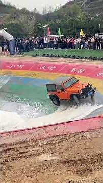 That's brutal! It's Practically Smoking | Epic Jeep Mud Splash Challenge #offroad #offroading