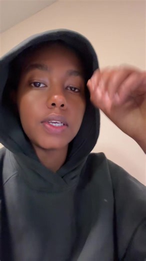 Ur mom (@longleggedladyy)’s videos with original sound - Ur mom