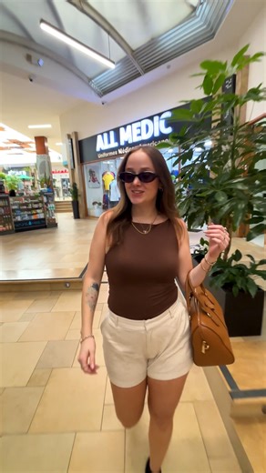 Villa Cumbayá, todo en un solo lugar, sin vueltas.​ Un espacio donde encuentras lo que necesitas, disfrutas lo que amas y vives a tu ritmo. | Villa Cumbayá