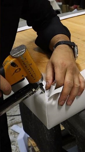 The best Corner Folding Technique for beginners - ALO Upholstery