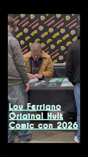 Lou Ferrigno AKA HULK wow what a amazing experience meeting Lou 💪👍 #hulk #bodybuilding #louferrigno #comiccon #workout @Lou Ferrigno