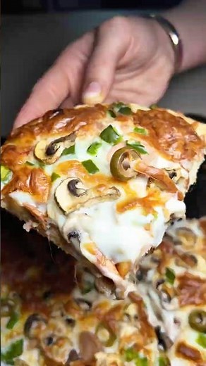 Pizza Making in 10 Minutes | Easy Pizaa Recipe #pizza