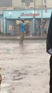 16K views · 1.3K reactions | Une personne atteinte des problèmes mentaux s’enjaille sur la chanson « MAYDAY » sous la pluie  à Kinshasa   | Les stars congolaises-DRC | Facebook