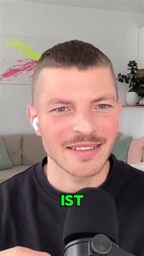 In der 190. Folge im humansarehappy Podcast hörst du, wie Selbstvertrauen entsteht – und warum das der Schlüssel zu klaren Entscheidungen im Alltag ist. Du erfährst ganz konkret ✅ 💡 Warum wir überhaupt so viel an uns zweifeln 💡 Wie innere Sicherheit unser Handeln verändert 💡 Praktische Wege, um im Alltag selbstbewusster Entscheidungen zu treffen 💚 Das gesamte Gespräch hörst du in im humansarehappy Podcast sowie als Video auf YouTube. Alle Links dazu findest du wie immer oben in meinem Profil