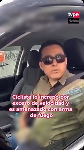 VALIENTE CON PISTOLA!!! CABRAZOOOOO!!!! “#Miraflores | Preocupación en el Malecón de Miraflores tras un incidente en el que un conductor, identificado como Estuardo Palomo, exhibió un arma de fuego durante una discusión al volante. Tai El hecho fue grabado por Robinson Grandin Yengle, quien relató que todo comenzó cuando Palomo conducía a alta velocidad e invadió su carril, obligándolo a frenar bruscamente. La situación escaló tras una persecución que culminó en un semáforo en rojo, donde Palomo