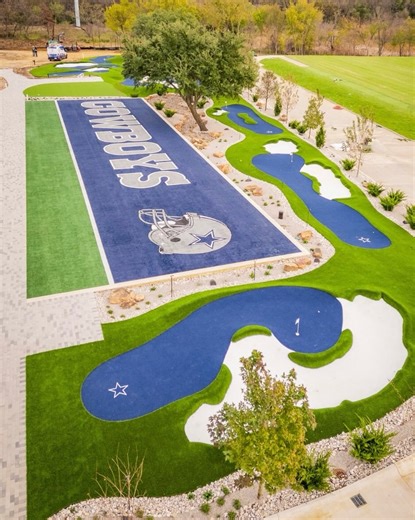 The Grapevine Edit on Instagram: "Big things are taking shape at Grapevine’s Cowboys Golf Club and the transformation is next-level! 👀⛳🏈 This isn’t just a refresh… it’s a full-on Cowboys experience in the making. Here’s what’s coming your way: 🎯 A state-of-the-art driving range powered by Toptracer, where you’ll literally be aiming shots toward a real, game-used Dallas Cowboys football field (goalposts included). ⛳ A brand-new 18-hole putting course decked out in Cowboys 