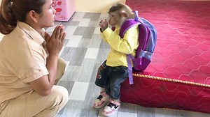 Handsome Jason Very Cute Timid Learn To Moral Bow With Mom | Monkey Jason