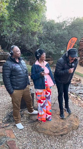 Breakfast with Martin Bester is live from the stunning Magaliesberg while we #EscapeTheCityNotTheSignal with Cell C 🌅 Keep an eye out for our livestream on Cell C's digital billboards: 📍 N1 Danie Joubert Freeway 📍 N1 Ben Schoeman Freeway 📍 Cnr Winnie Mandela Drive & Sandton Drive 📍 Garsfontein Road, Woodhill Estate #CellC #BreakfastWithMartinBester | Jacaranda 94.2