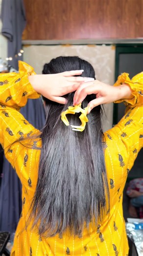 Hair catchers 🌸 In different styles different colours different qualities 👱‍♀️all kind of hair accessories available in Hidden accessories #foryou #foru #hairstyle #hairaccessories #foryoupageofficiall #like #share #follow #hairaccessary