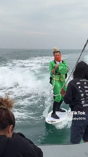 BTS @Bitcasino wearing beard 🧔‍♀️ is not easy 😂😂😂 #bts #extremesport #sports #sportsontiktok