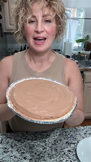 National Bavarian Cream Pie Day! Top with a little whipped cream when serving. This was so good. #bavariancreampie #fotd #nationalbavariancreampie #recipe