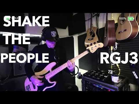 Funk bass lesson with Analog Alien Alien Bass Station (ABS) Compressor