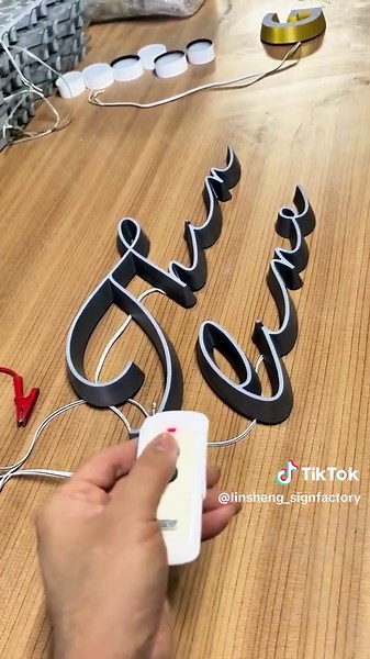 Production of mini luminous characters #ledsign #advertising #signage #luminouscharacters #ledlights #sourcefactory #commercialinteriordesign #storedesign #lightedsigns #interiordesign #mini