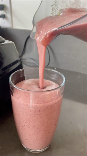 LENTILS IN A SMOOTHIE😮?? Yes Ma’am! 30g of #leanprotein + high #fiberfoods #shorts