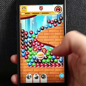 Blast M&M’s and create amazing combinations to rock through the levels! 🍬 Solve the puzzles and discover the world together with the funny and unique M&M’s characters! 👇🆓 | M&M'S Adventure US