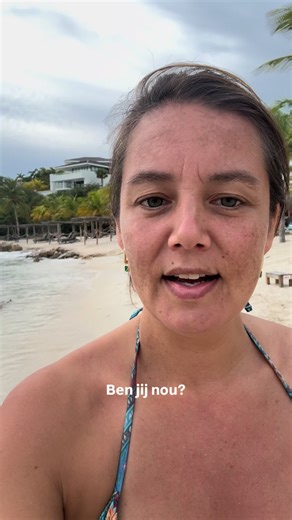 Je bouwde een imperium, maar verloor onderweg de rust aan de keukentafel? Fixen we. In één jaar verbind je huis, hoofd en hart met de Verbind het Gezin Methode™ zodat je gezin weer leeft als een team, niet als een to-do-lijst. Geen losse therapie, geen schuldgevoel, alleen nog leiderschap met liefde als kern. DM: Retreat1 We will get in touch! | Iris Van Westering