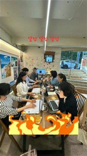 창원 텍스트힙 서점의 문학상주작가 프로그램이 시작되었습니다. 인스타 @author.otho 로 신청하세요. #창원글쓰기모임